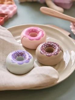 Doughnuts i trælegetøj