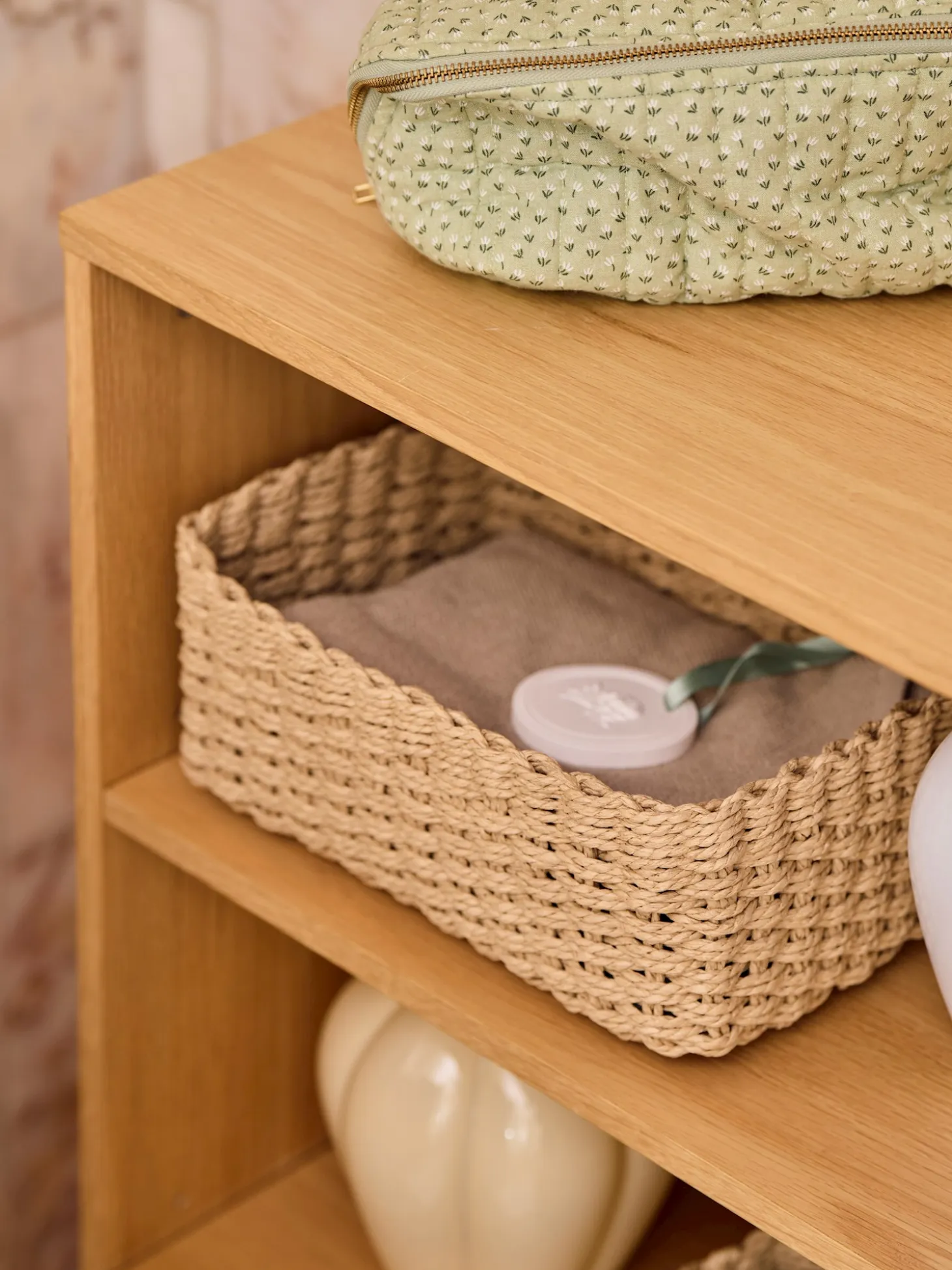 Flettet opbevaringskurv