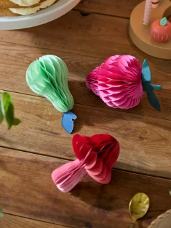 Papirfrugtdekorationer