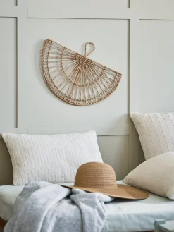 Rattan vægdekoration