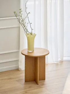 Rundt sidebord