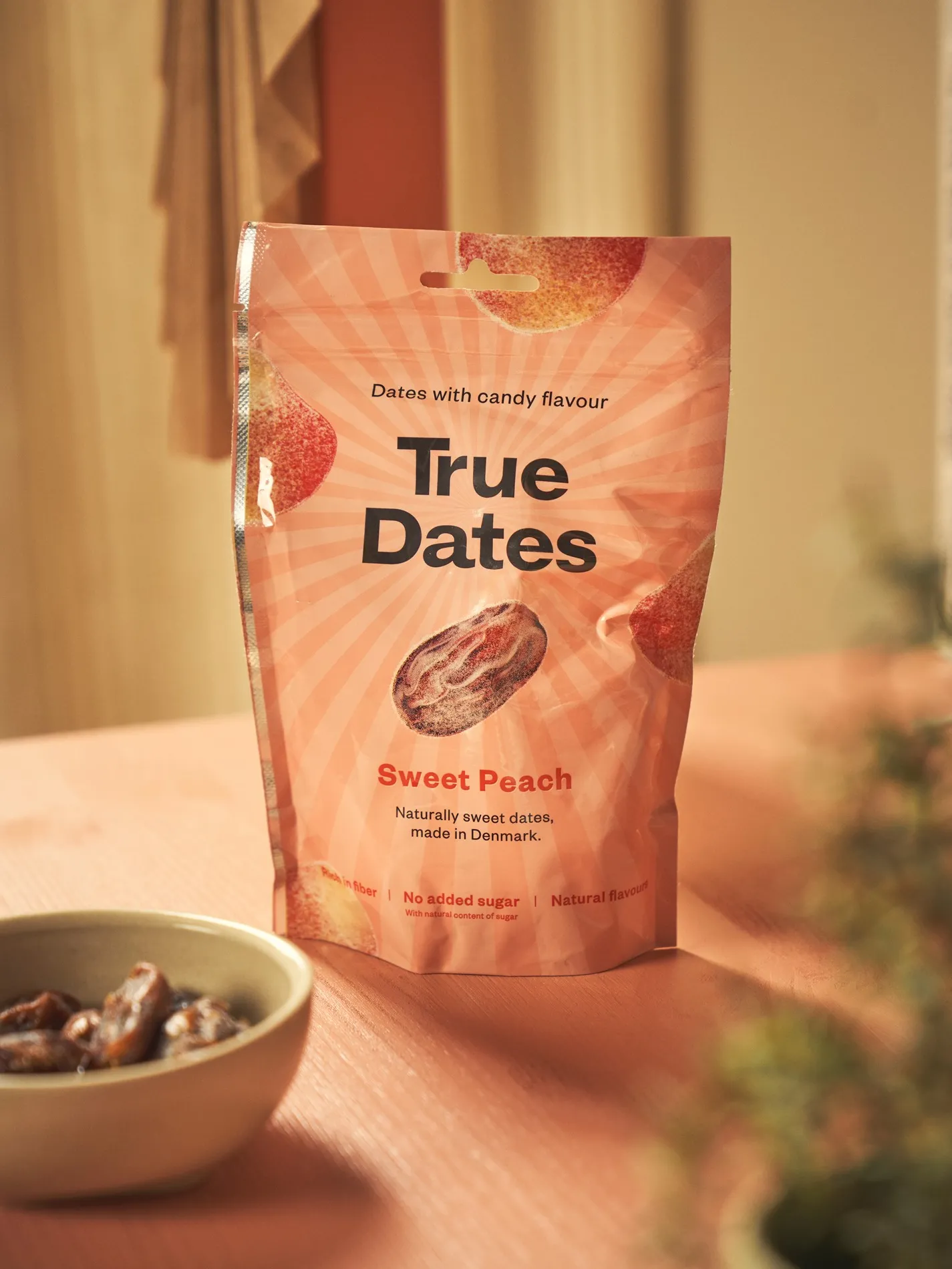 True Dates Sweet Peach
